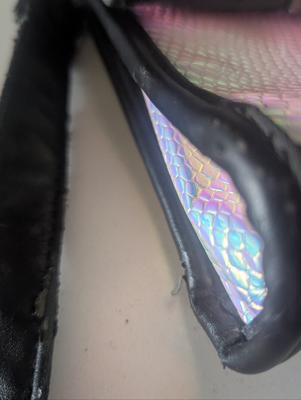 Nasty Gal x Nila Anthony Hologram At Me Bag - Picture 3 of 16